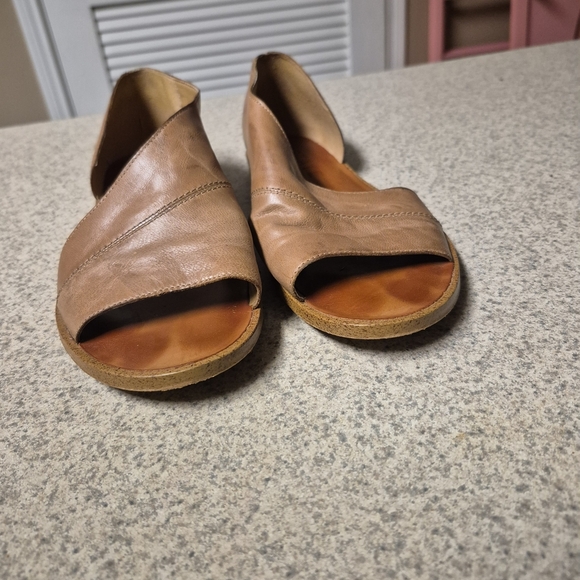 1. State Brown Leather Loafers - Picture 2 of 6